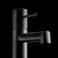 Смеситель для накладной раковины Desire VBF-1D2MB однорычажный, черный - Gidratop.ru изображение