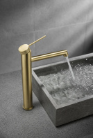 Смеситель для раковины VBF-2RM2BG однорычажный, брашированное золото - Gidratop.ru изображение