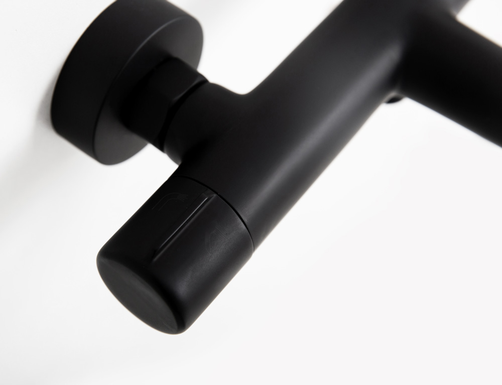 UNO Смеситель для ванны и душа, чёрный UNO-VASM-NERO - Gidratop.ru изображение