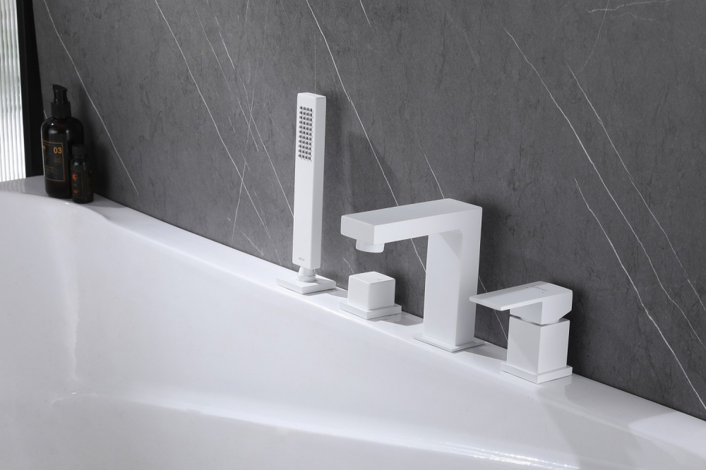 Смеситель ABBER Daheim AF8213W на борт ванны, белый матовый - Gidratop.ru изображение