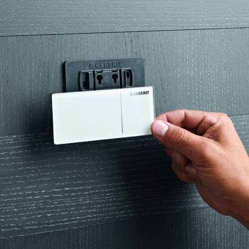 Клавиша Geberit Omega Type 70 115.083.SJ.1 для унитаза, двойной смыв, стекло/алюминий, цвет черный - Gidratop.ru изображение