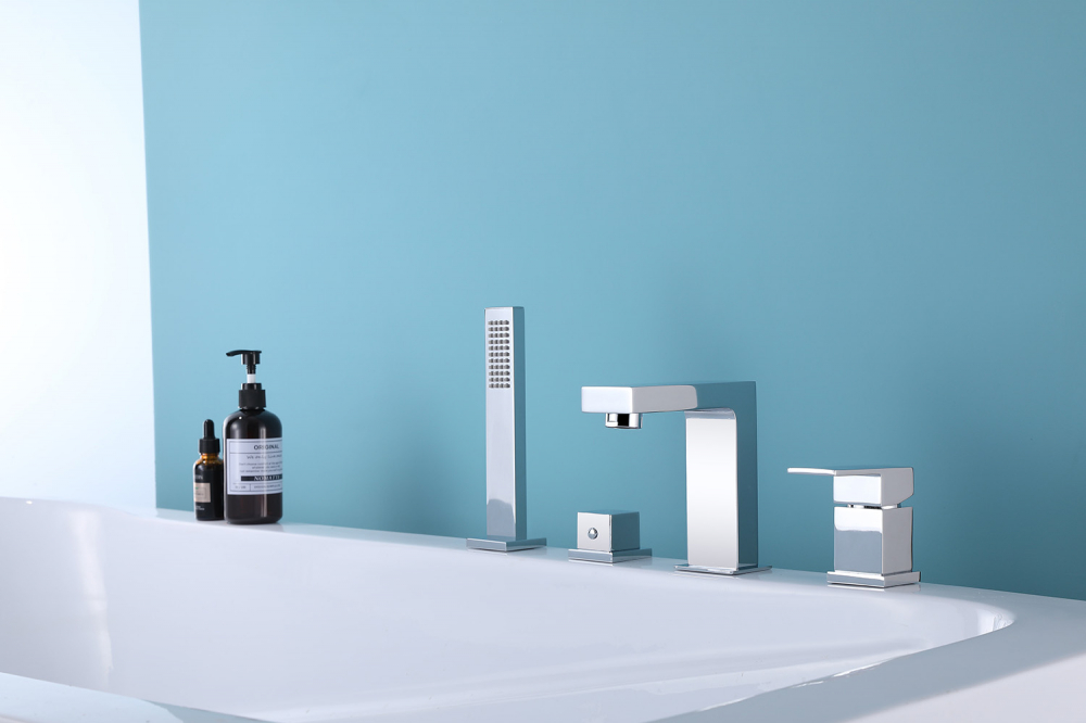 Смеситель ABBER Daheim AF8213 на борт ванны, хром - Gidratop.ru изображение