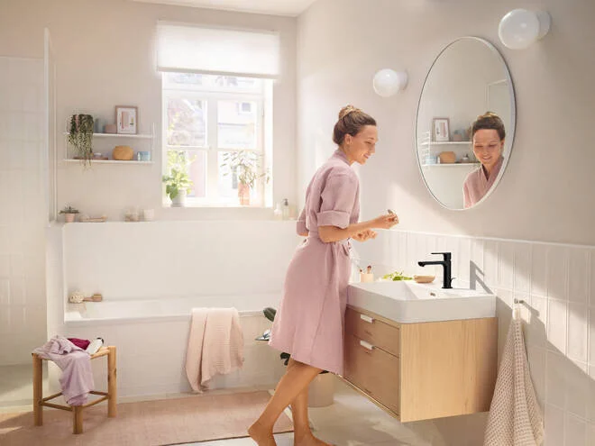 Смеситель для раковины Hansgrohe Rebris 72517670 S, с донным клапаном, черный матовый - Gidratop.ru изображение