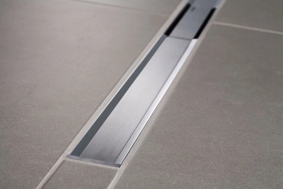 Крышка душевого канала Geberit CleanLine20 154.451.00.1, 30-130 cм, тёмный металл/матовый металл - Gidratop.ru изображение