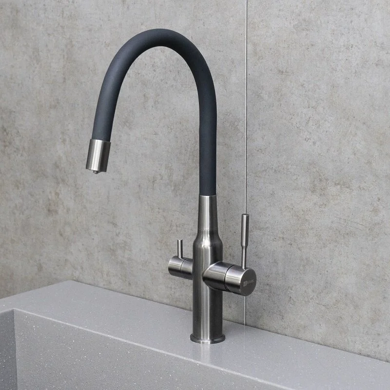 Смеситель для кухонной мойки Lemark Expert LM5083GMN-Black, с подключением к фильтру с питьевой водой, графит/черный - Gidratop.ru изображение