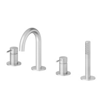 Newform X-STEEL 316 Смеситель для ванны набортный с изливом, в комплекте руч. душ, шланг, цвет: INOX - Gidratop.ru изображение