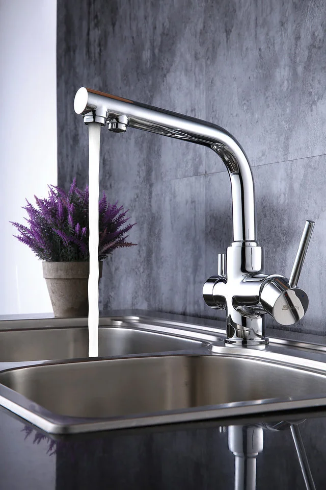 Смеситель Lemark Comfort LM3061C для кухонной мойки - Gidratop.ru изображение