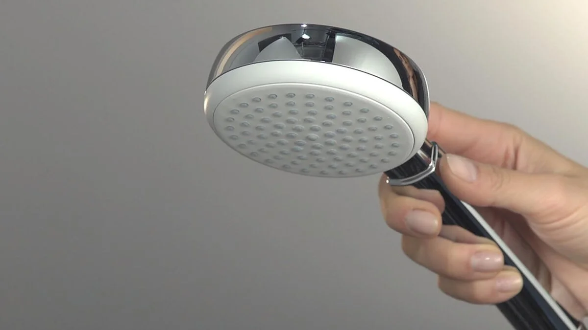 Ручной душ Hansgrohe Crometta 100 1jet 26825400, белый/хром - Gidratop.ru изображение