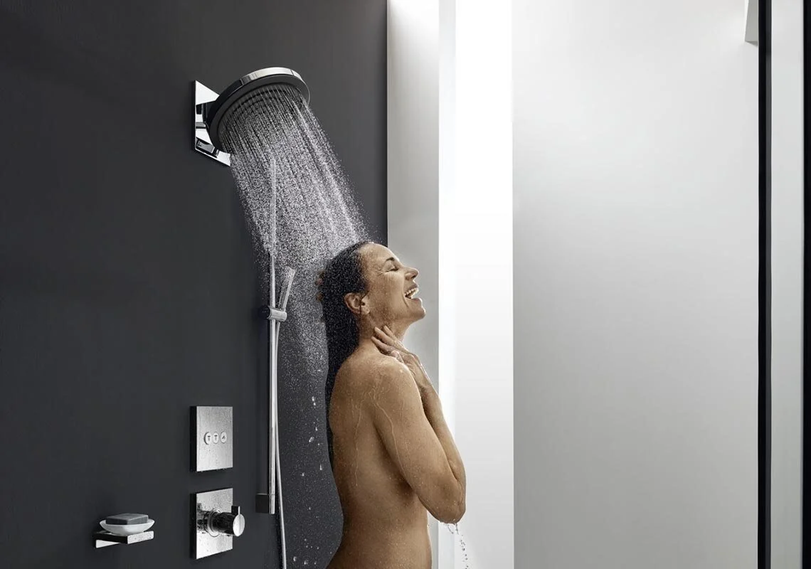 Душевой гарнитур Hansgrohe Pulsify 24170000 Select S, лейка Relaxation 3 режима, штанга 90 см, хром, диск графит - Gidratop.ru изображение