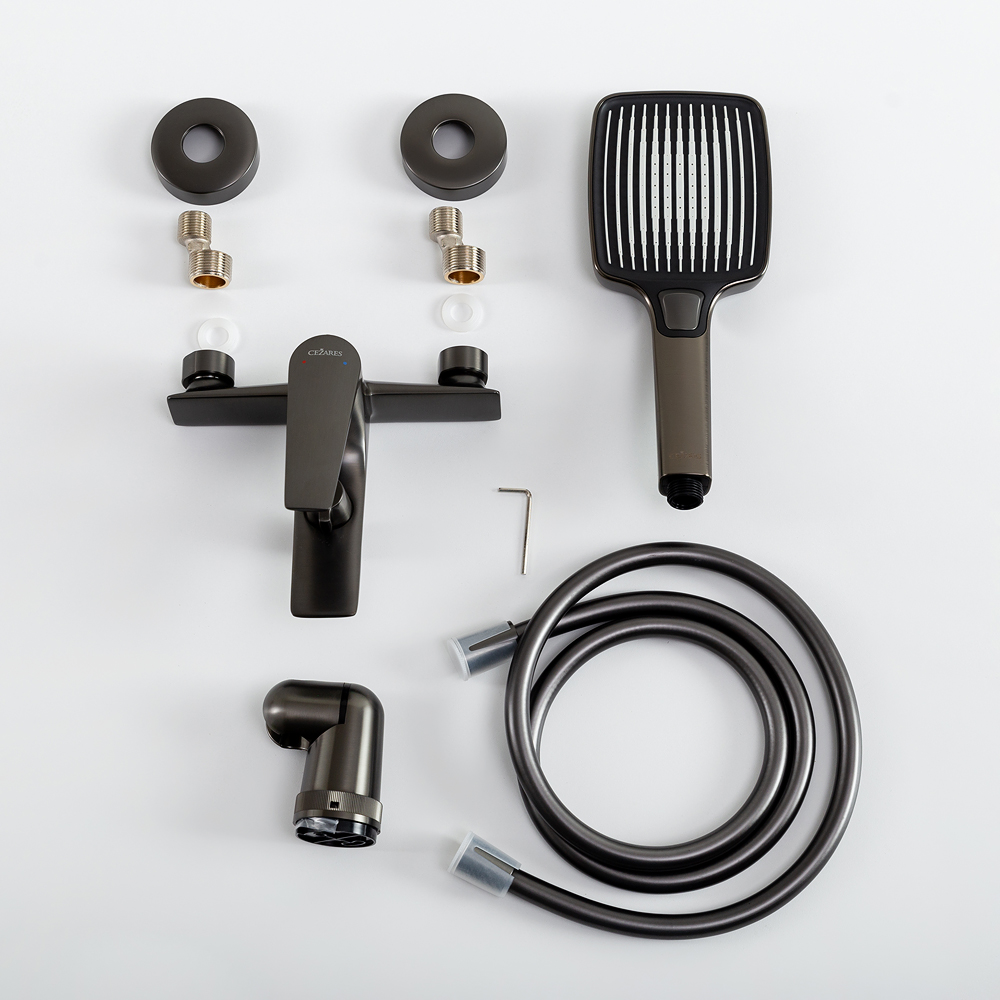 LINER-VD-GM Смеситель для ванны и душа однорычажный  в комплекте с ручным душем, шлангом и держателем, исполнение оружейная сталь - Gidratop.ru изображение