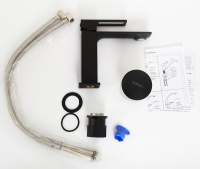 LUCE Смеситель для раковины с донным клапаном, чёрный LUC-LVM-NERO - Gidratop.ru изображение