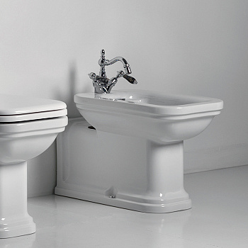 Биде напольное пристенное удлиненное "Prolongato" 65х37см с 1 отв. под смеситель, цвет: белый/хром