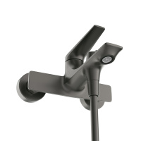 LINER-VD-GM Смеситель для ванны и душа однорычажный  в комплекте с ручным душем, шлангом и держателем, исполнение оружейная сталь - Gidratop.ru изображение