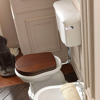 Труба для низкого бачка, цвет хром